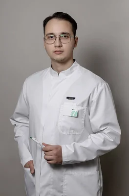 Аван Афанасий Аббасович Врач-терапевт